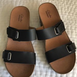 Clark slide on wedge